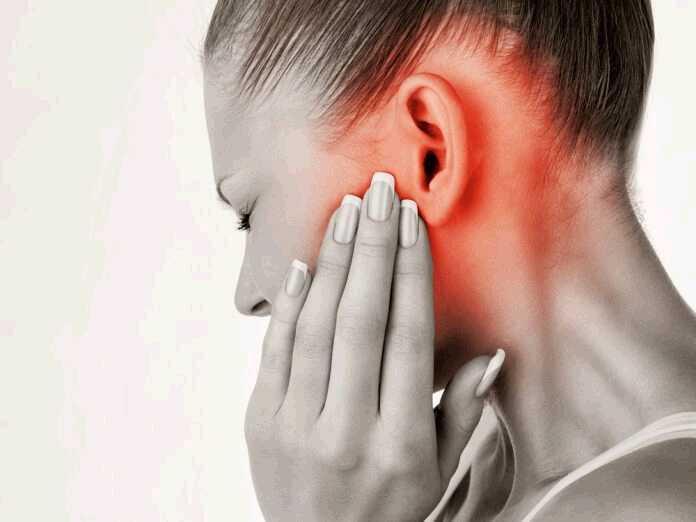 3 Possible Complications of Untreated Swimmers Ear ...