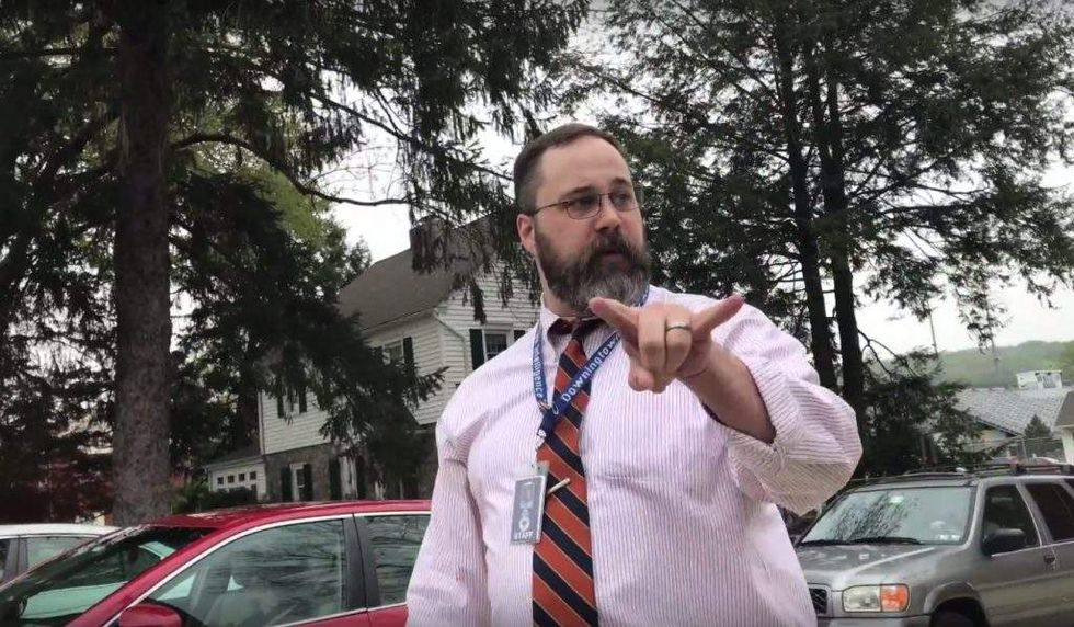 HS assistant principal caught on video screaming, cursing at teen pro ...