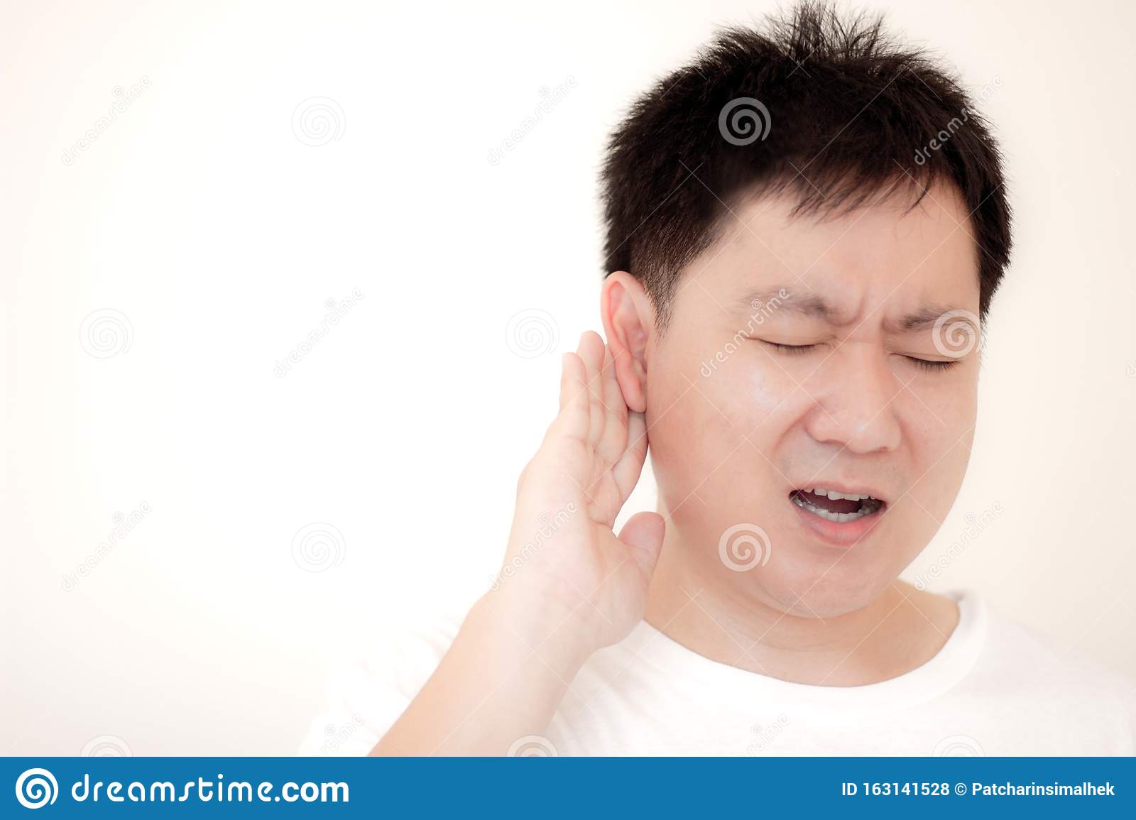 Men Suffering From Severe Ear Pain Are Caused By An Infection Causing ...