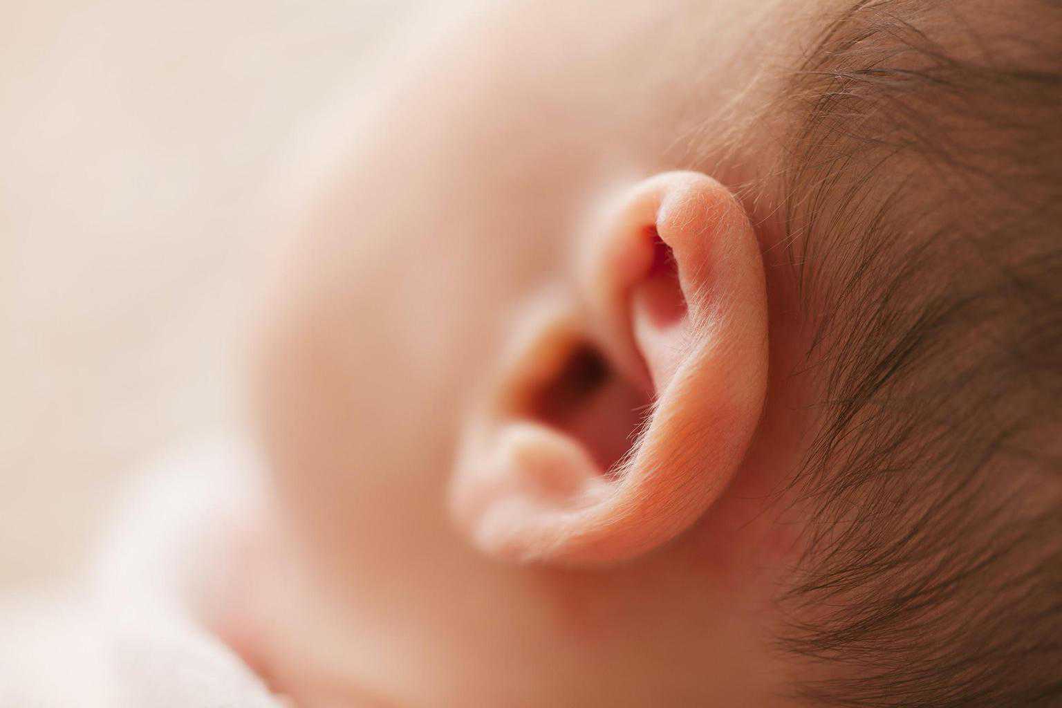 Quick &  Easy Guide On How To Clean Baby Ear Wax Safely
